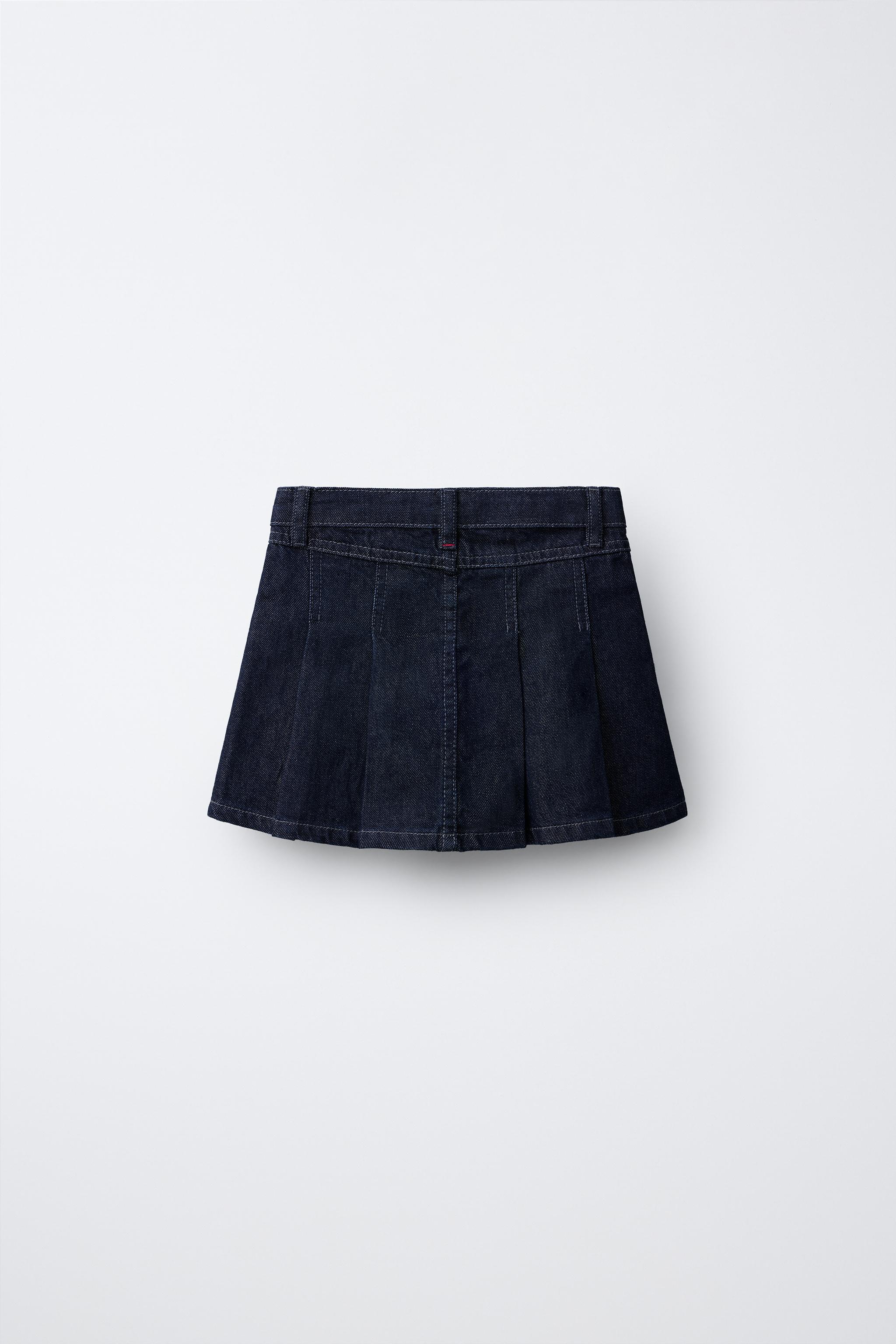 PLEATED DENIM SKIRT